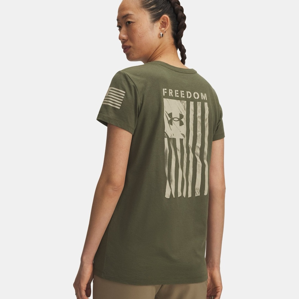 Under Armour Women’s UA Freedom Flag T-Shirt